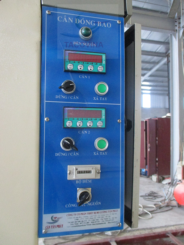 bảng điều khiển cân đóng bao