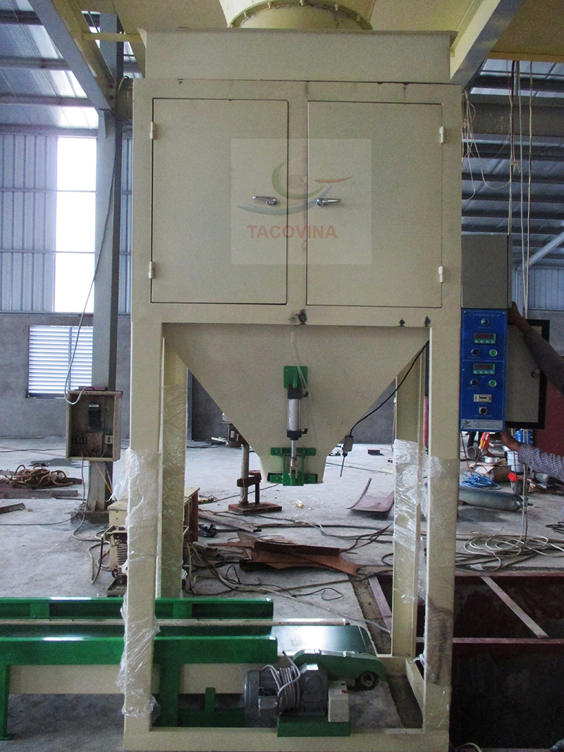 Cân đóng bao thức ăn chăn nuôi